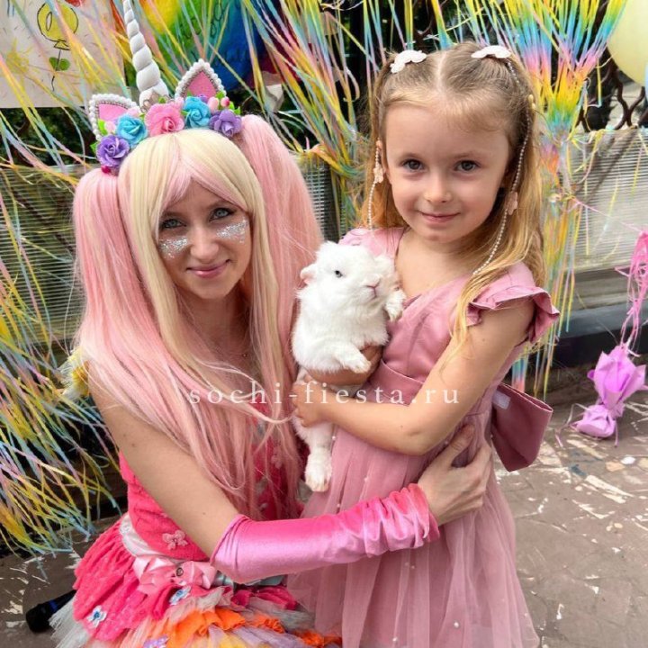 Шоу с кроликом в Иркутске