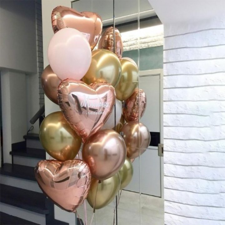 Фонтан шаров "От сердечка" в Иркутске