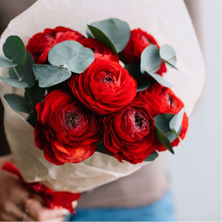 Букет ранункулюсов  в Иркутске