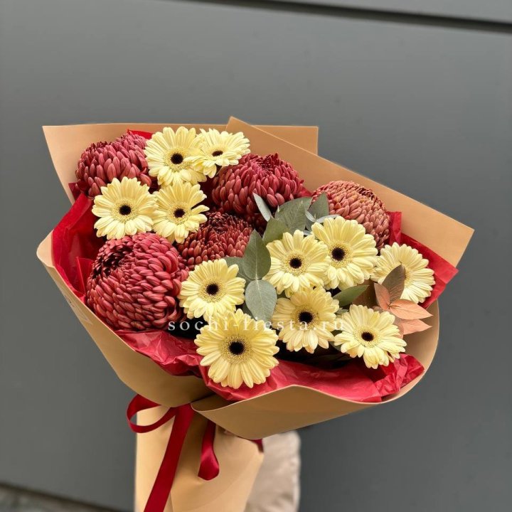 Букет гербер и хризантем Бигуди в Иркутске