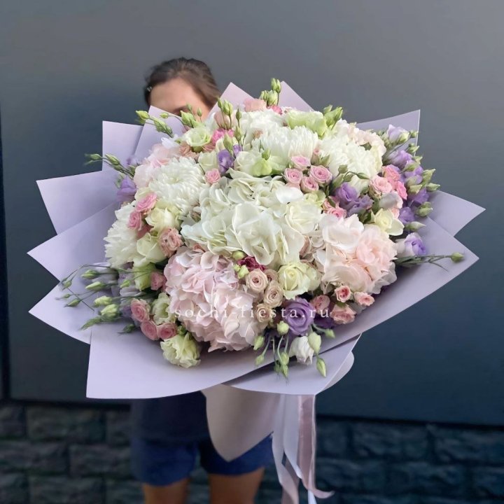 Макси-букет "Флоренция" в Иркутске