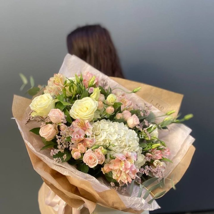 Дизайнерский букет №1 в Иркутске