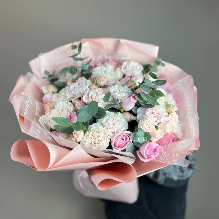  Букет  "Любовь в её глазах" в Иркутске