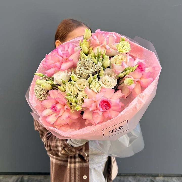 Букет "Розы с эустомой" в Иркутске