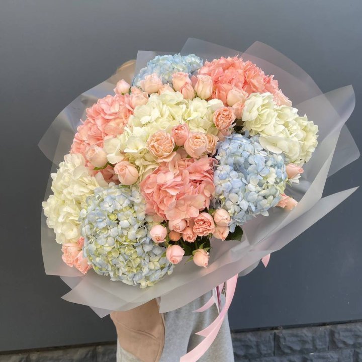 Дуо гортензии и бомбастик в Иркутске