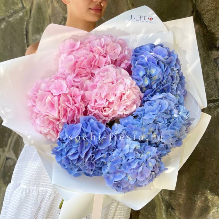 Букет гортензий №1 в Иркутске