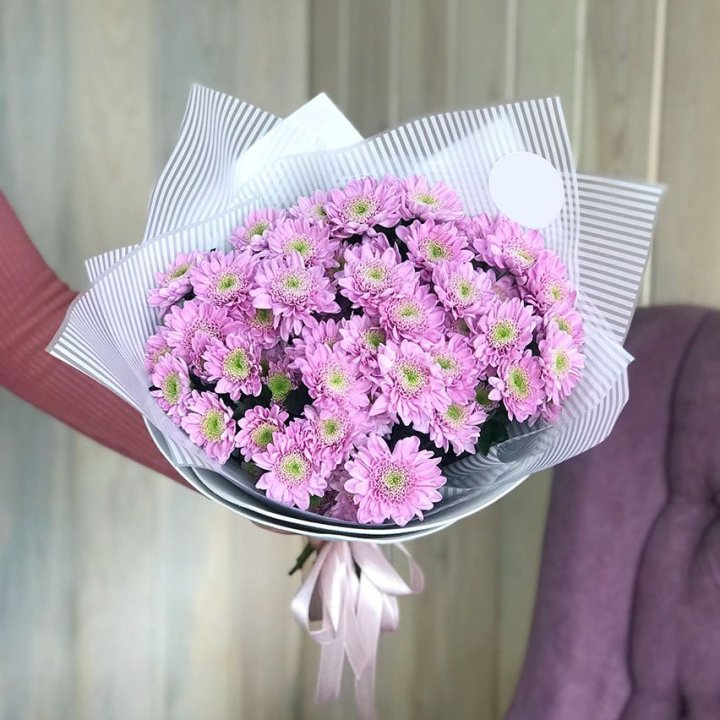 Букет розовых хризантем в Иркутске