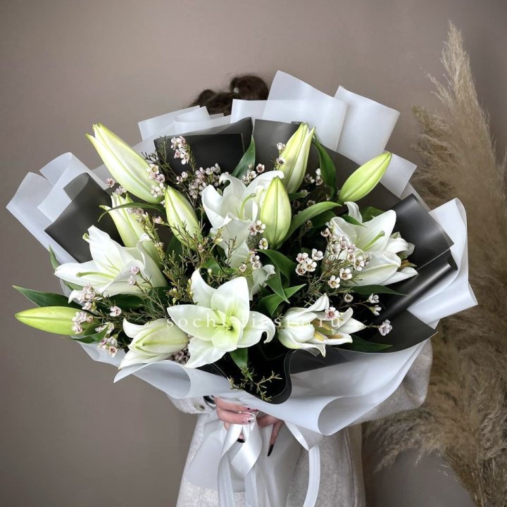 Букет лилий Снежная королева в Иркутске