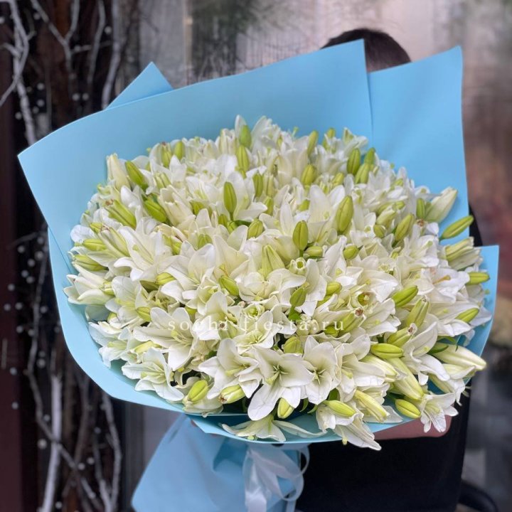 51 лилия в оформлении в Иркутске