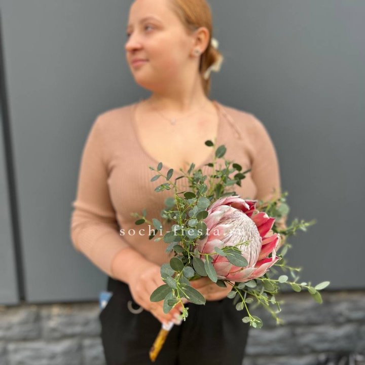 Свадебный букет "Протея" в Иркутске
