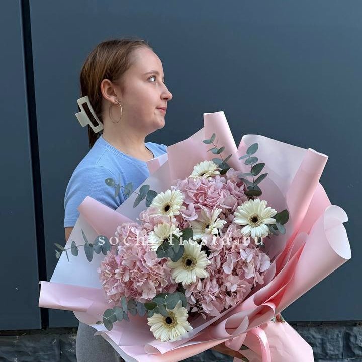 Букет "Знак любви" в Иркутске