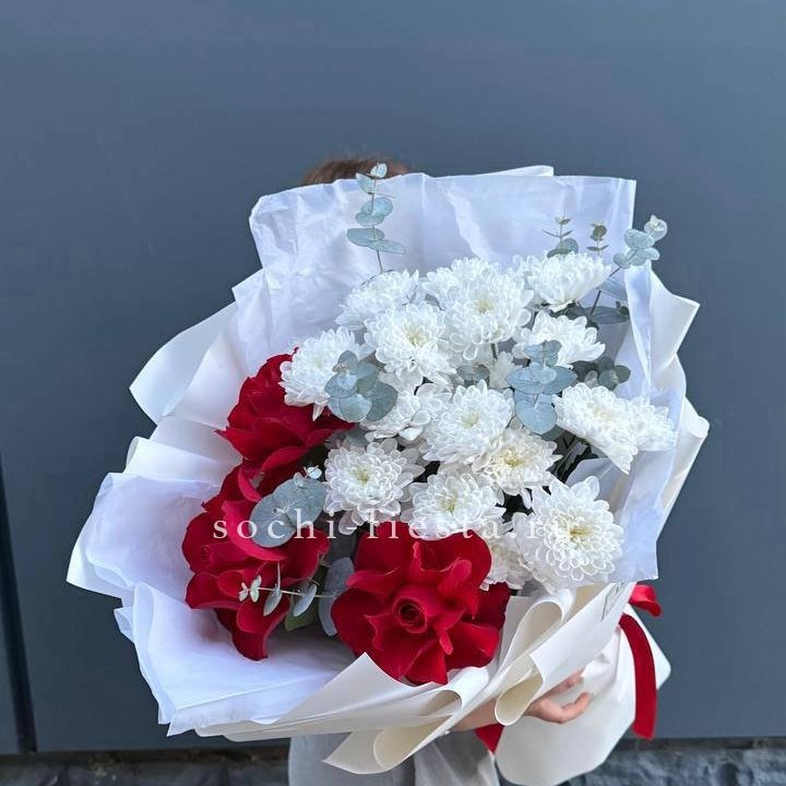 Дуо розы и хризантемы в Иркутске