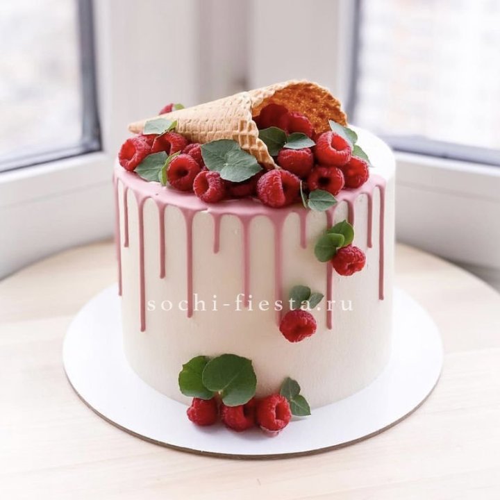 Торт "Ягодный" в Иркутске