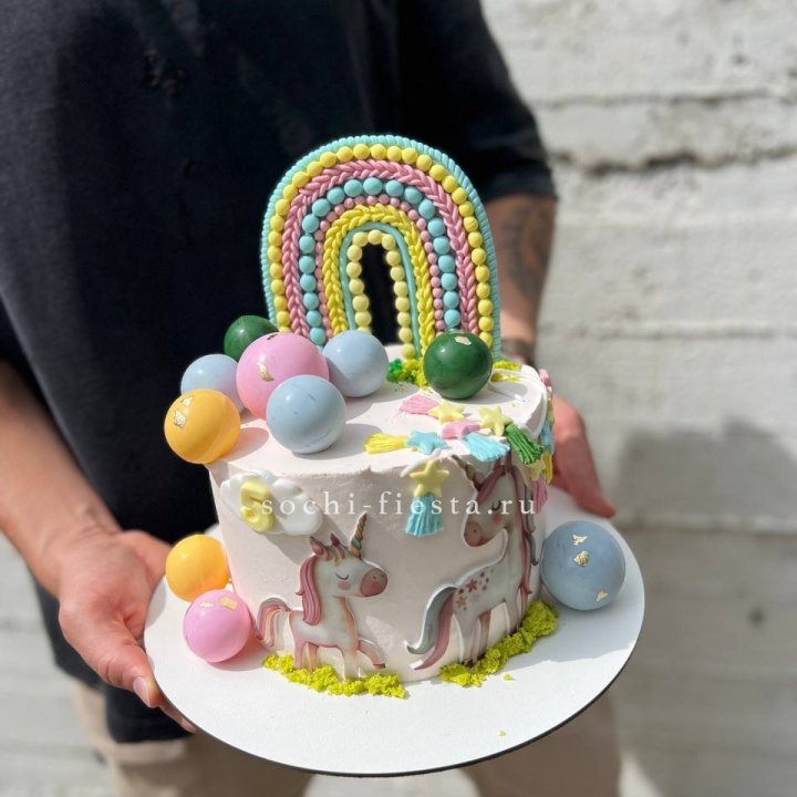 Торт "Радуга с единорогом" в Иркутске