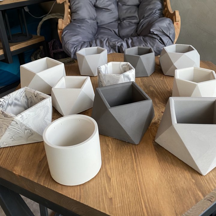 Дизайнерское кашпо в Иркутске