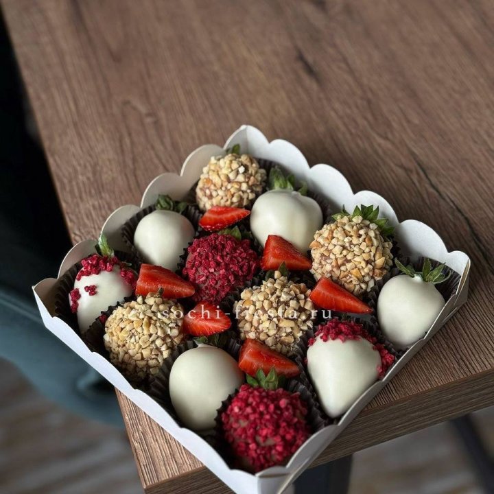 Клубника в шоколаде 12 ягод №2 в Иркутске