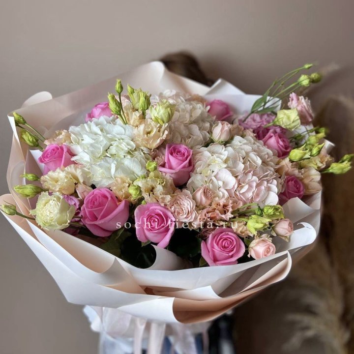 Дизайнерский букет "Каролина" в Иркутске