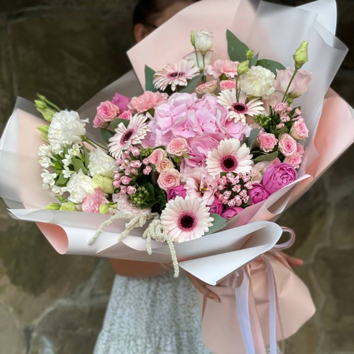Авторский букет Пич в Иркутске
