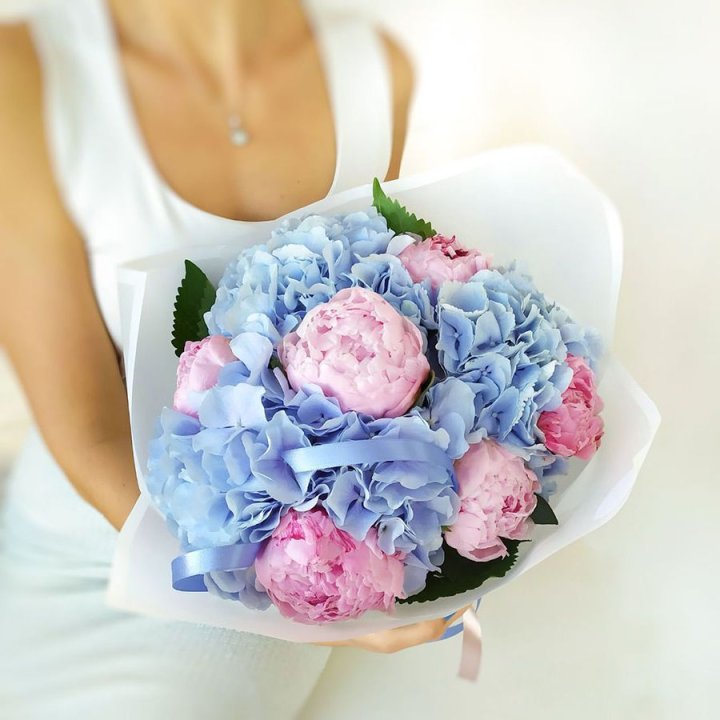 Гортензия и Пионы в Иркутске