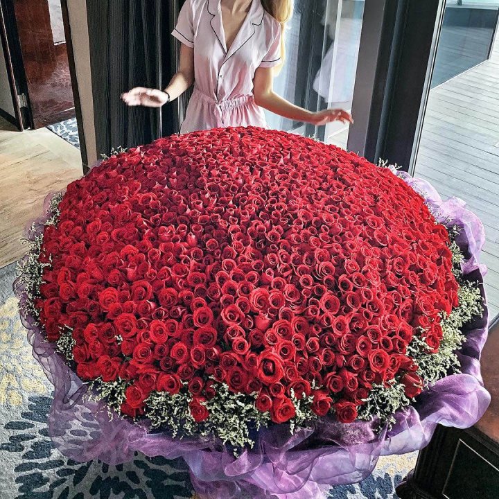 1001 роза в Иркутске