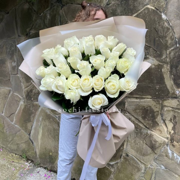 35 голландских роз в Иркутске