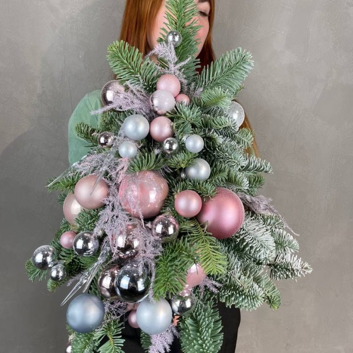 Новогодняя елочка "Розе голд" в Иркутске