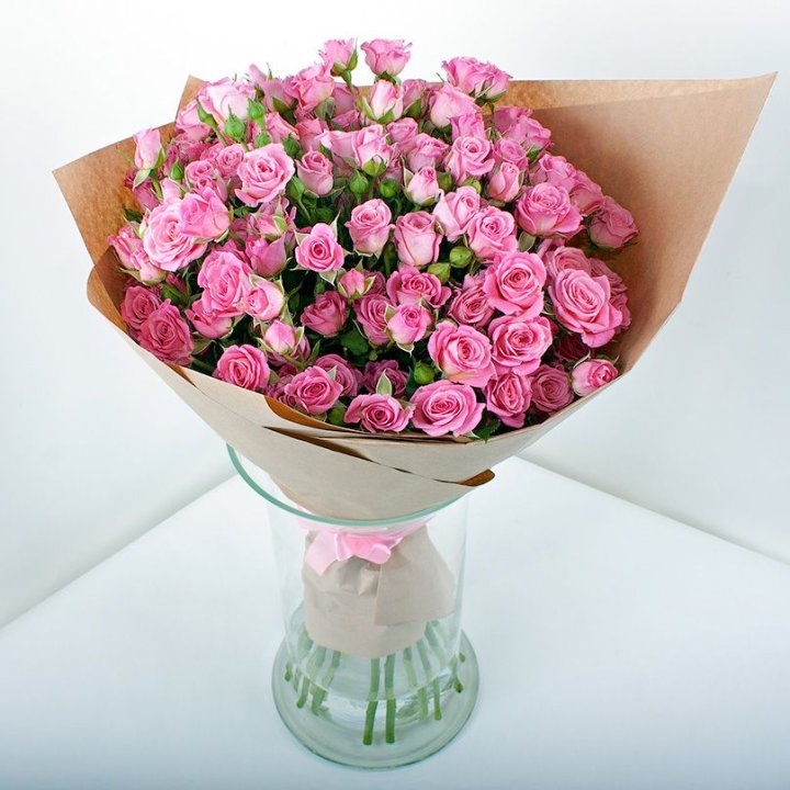 15 кустовых роз в Иркутске