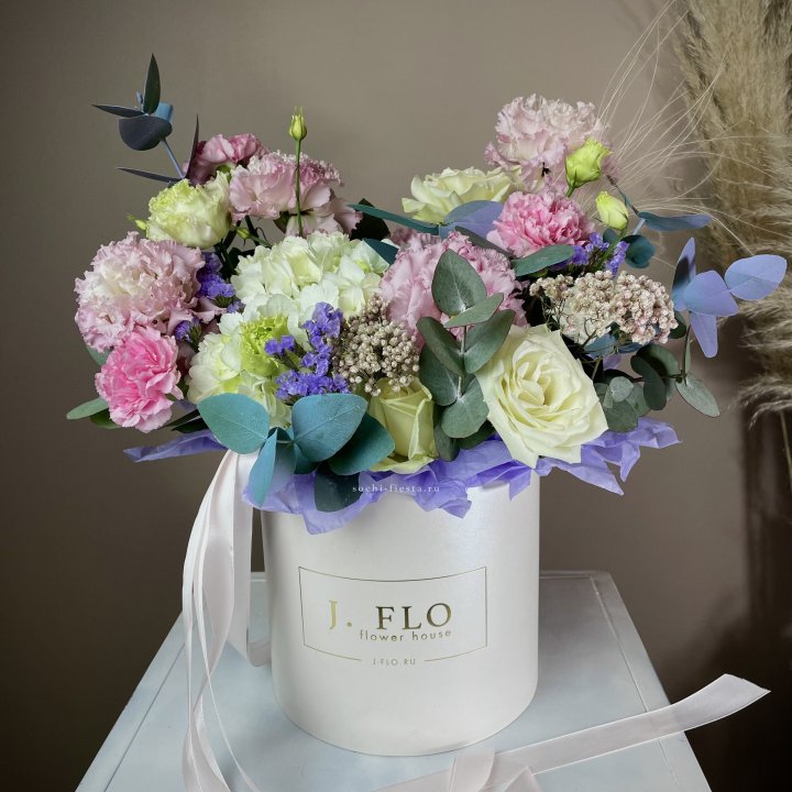 Цветочная коробка "Ода" в Иркутске