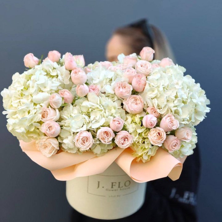 Дизайнерский бокс "Изабелла" в Иркутске