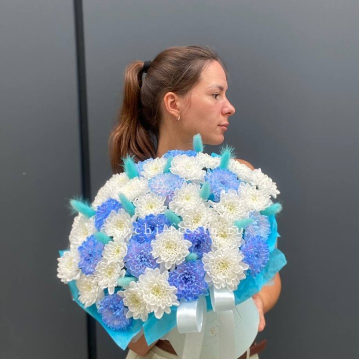  Коробочка  хризантем и лагуруса в Иркутске