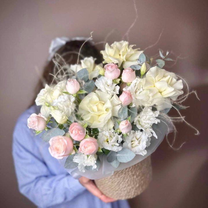 Авторский бокс "Милена" в джутовом кашпо в Иркутске