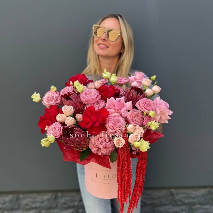 Дизайнерский цилиндр "Криотель" в Иркутске