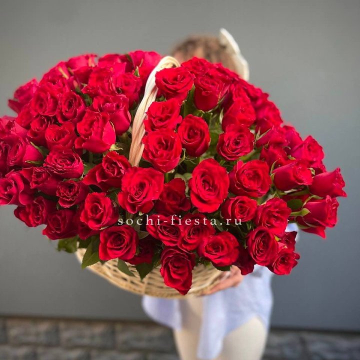 121 красная роза в корзине   в Иркутске