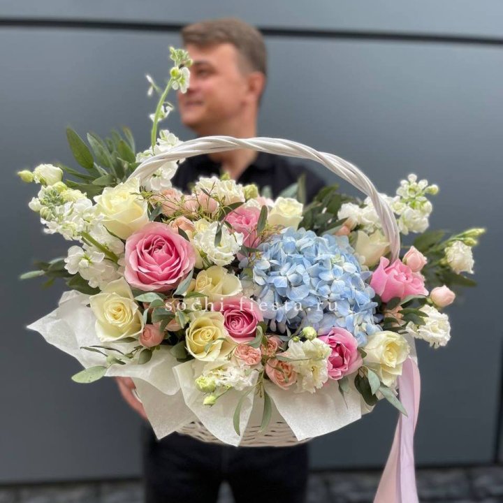 Авторская корзина "Аполинария" в Иркутске