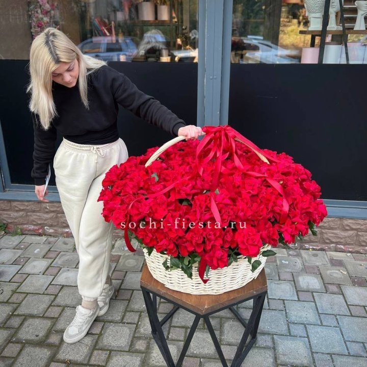 201 французская красная роза в Иркутске