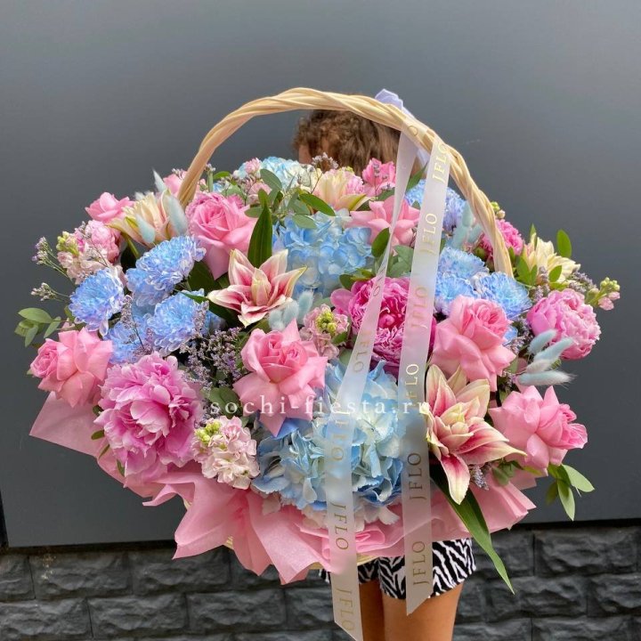 Яркая корзина "Летнее настроение" в Иркутске
