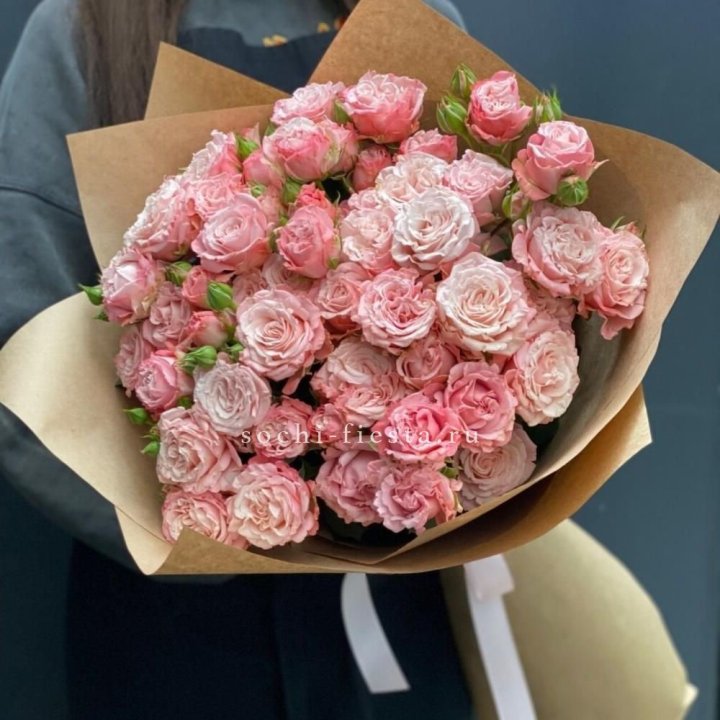 Пионовидные розы Bombastic №2 в Иркутске