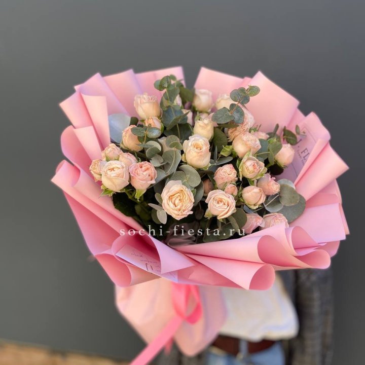 Букет пионовидных роз Cute Love в Иркутске