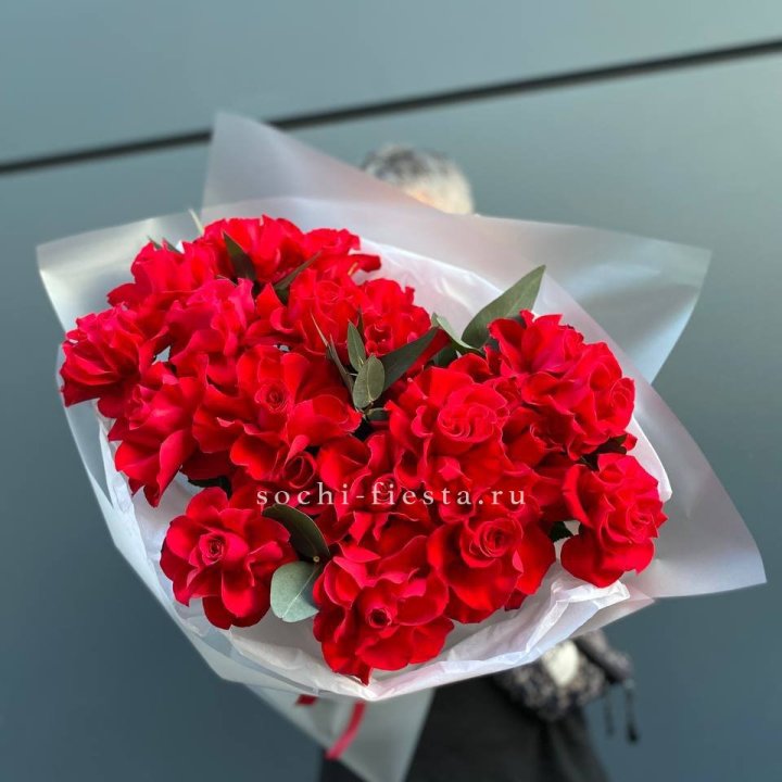 21 Красная французская роза в Иркутске