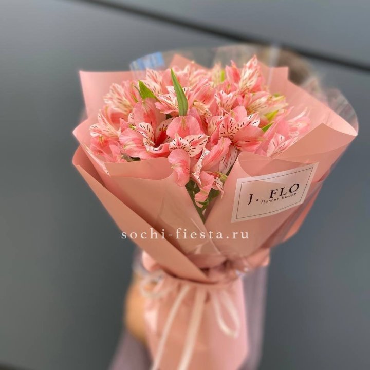 Букет альстромерий розовых в Иркутске