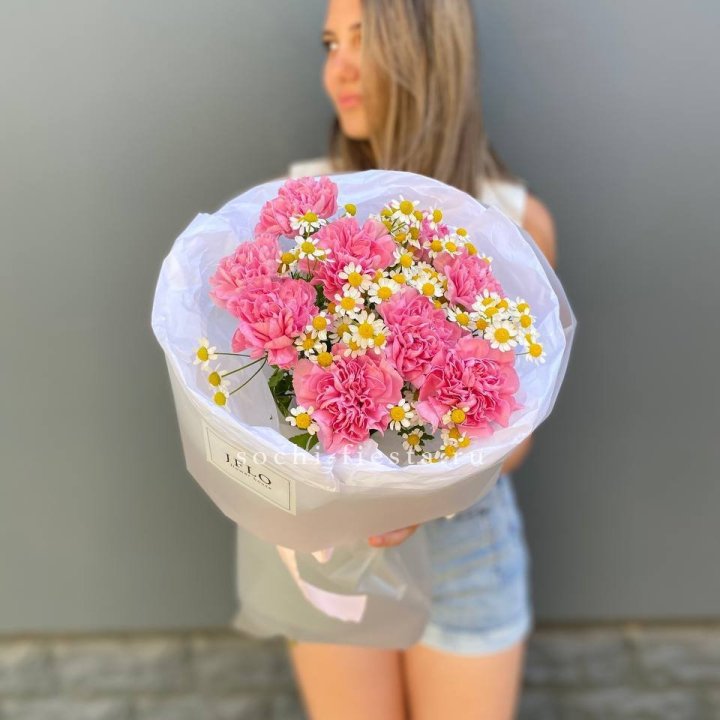 Дуобукет диантусов и ромашек в Иркутске