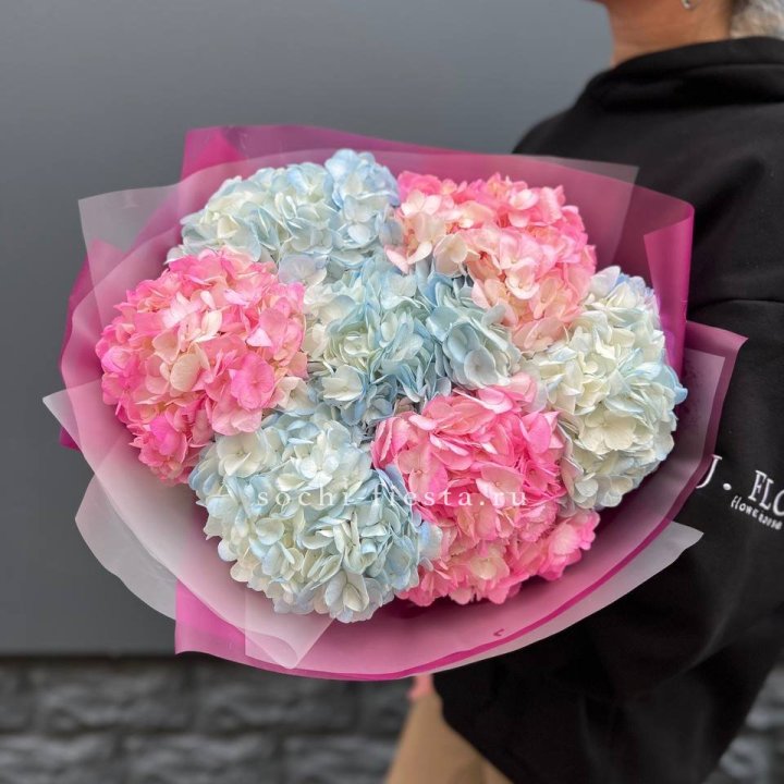 Букет гортензий "Тоника №2" в Иркутске