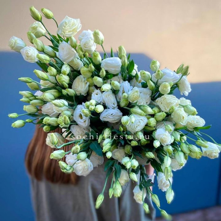 Охапка эустомы в Иркутске