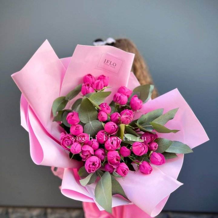 Пионовидные розы баблс в Иркутске