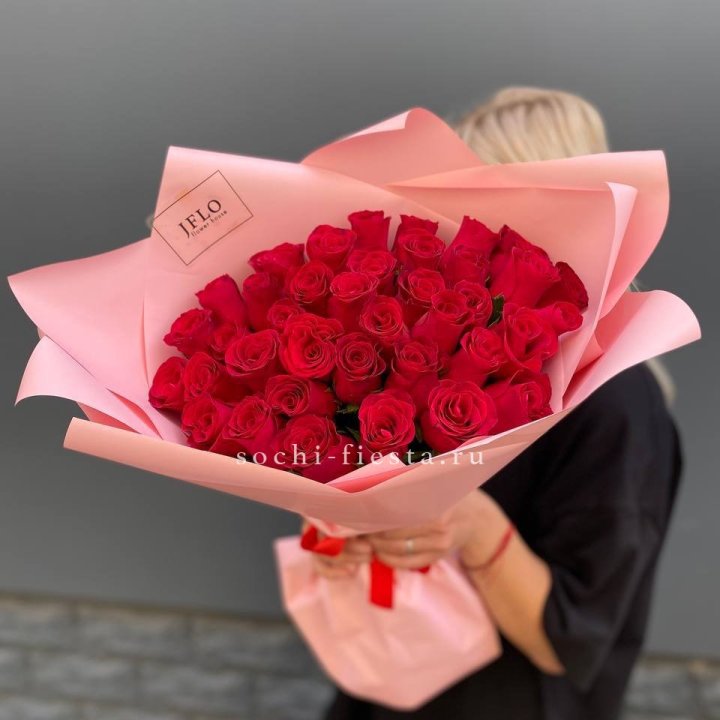 35 красных роз в Иркутске