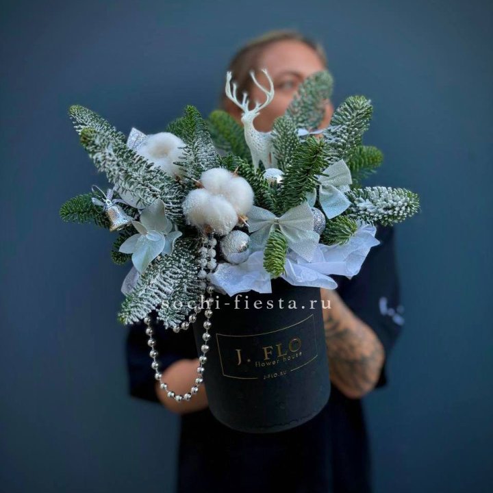 Композиция "Мери крисмас" в Иркутске