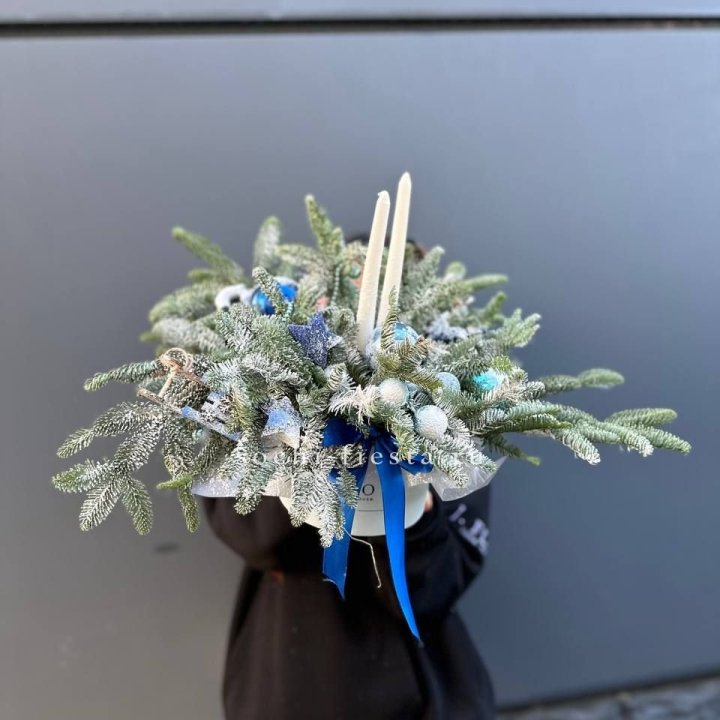 Новогодняя композиция в коробке  в Иркутске