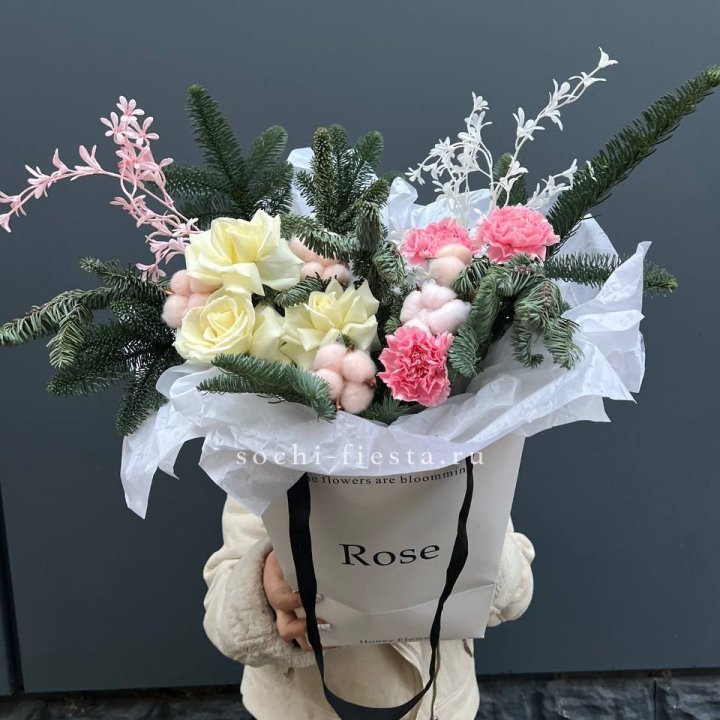Цветочная сумка с нобилисом в Иркутске
