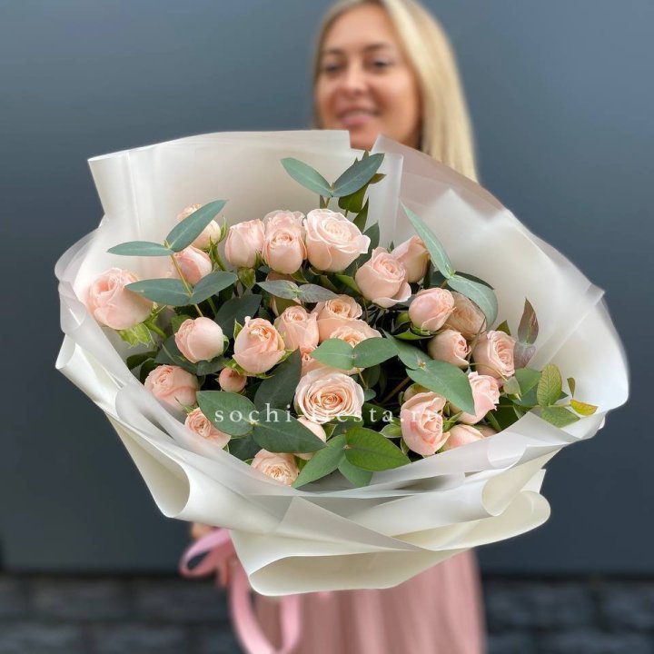 Букет кустовых роз "Фреш" в Иркутске