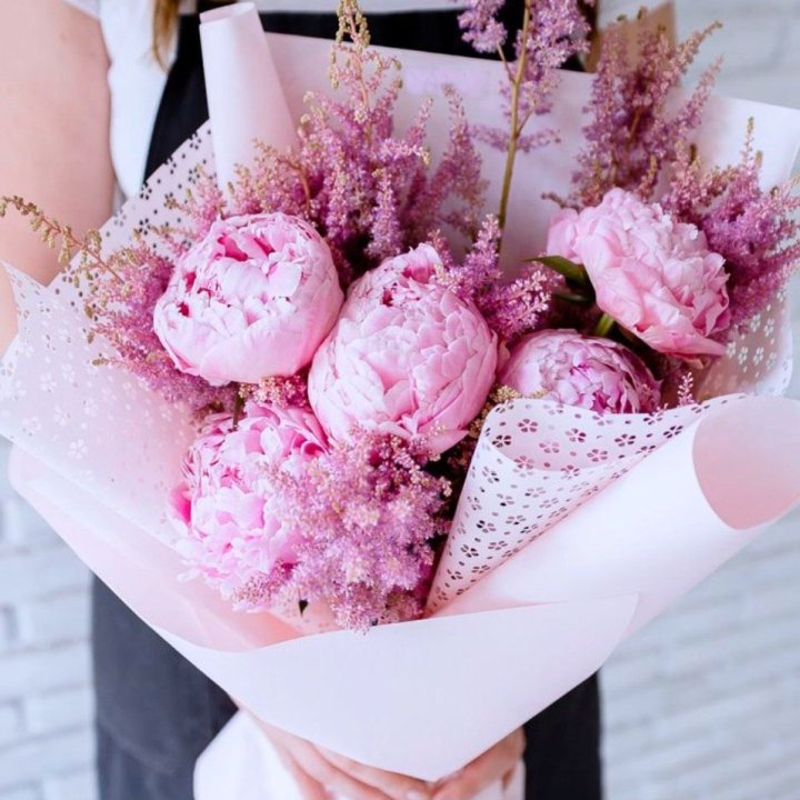 Букет пионов "Мелиса" в Иркутске